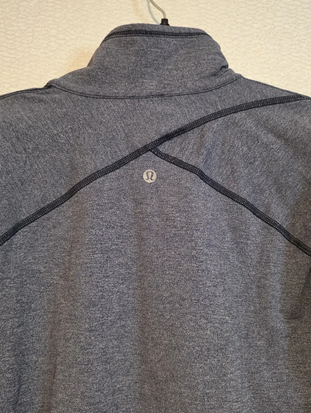 Lululemon Heathered Blue Quaterzip Pullover Womens Size 10